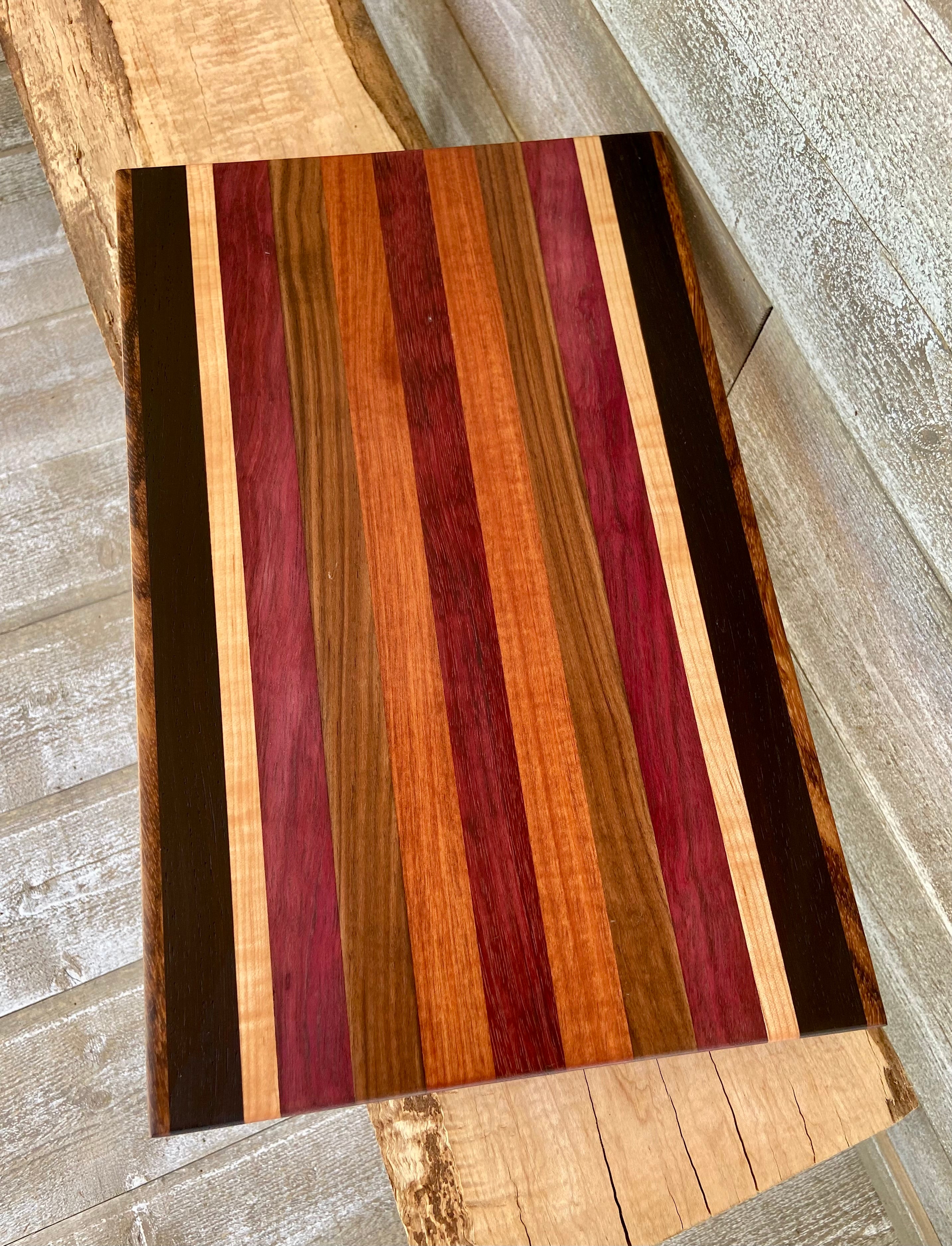 Large Cutting Board Walnut / Bloodwood / Maple / Purpleheart – JW