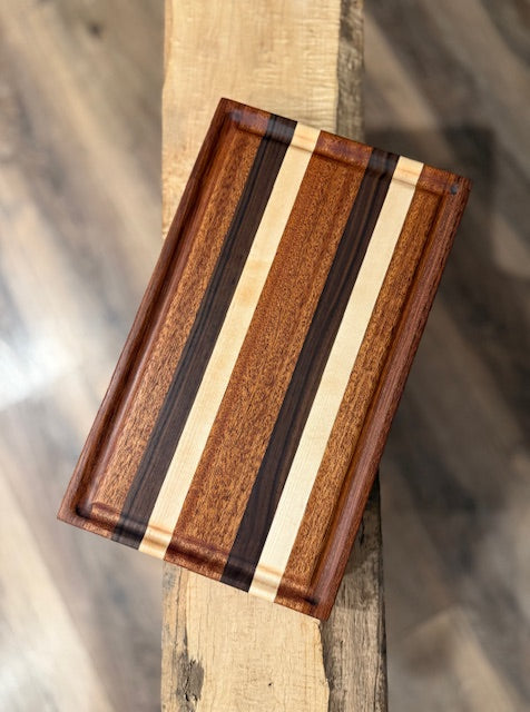 Cutting Board w/ juice groove, 15" x 9"